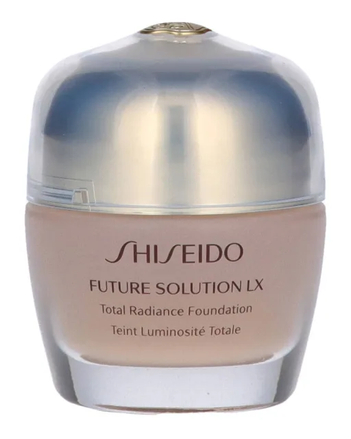 Shiseido Future Solution LX Total Radiance Foundation SPF 15 Golden