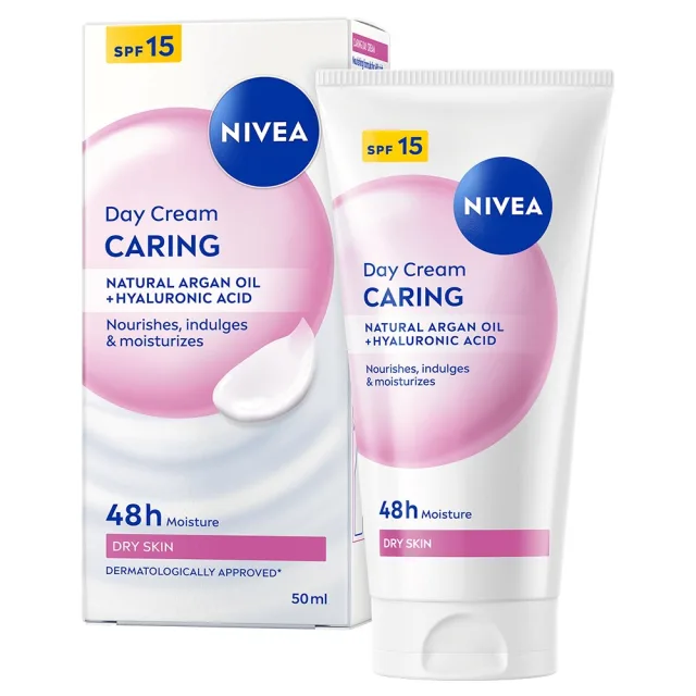 Nivea Nourishing Day Cream SPF15