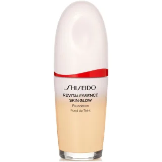 Shiseido RevitalEssence Skin Glow Foundation SPF30