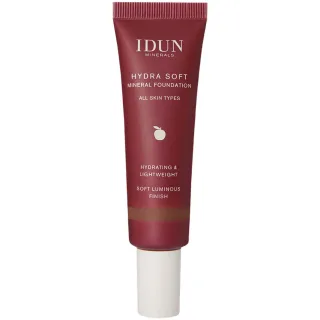 IDUN Minerals Hydra Soft Mineral Foundation Yrsa