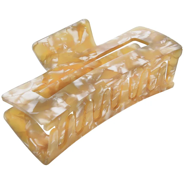 By Lyko Rectangular Acrylic Claw XL Beige