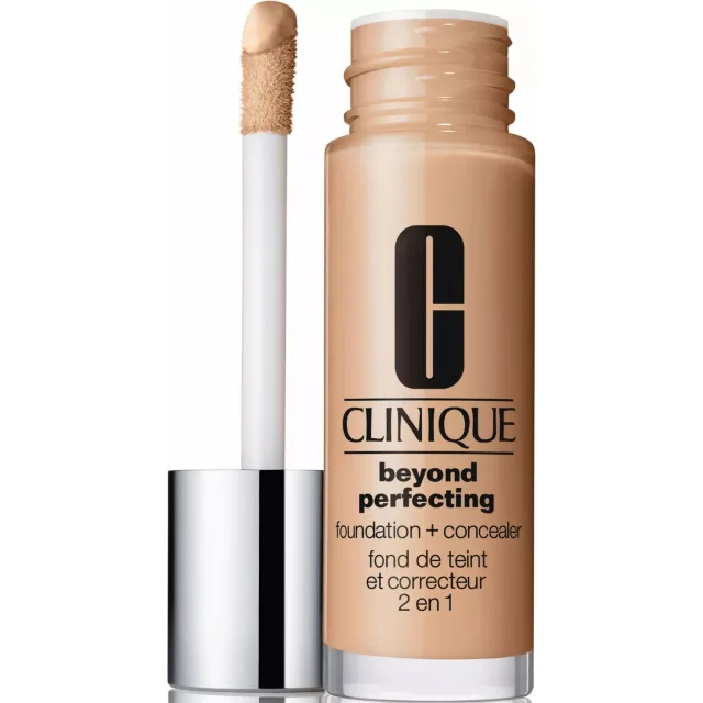 Clinique Beyond Perfecting Foundation + Concealer Cream Chamois