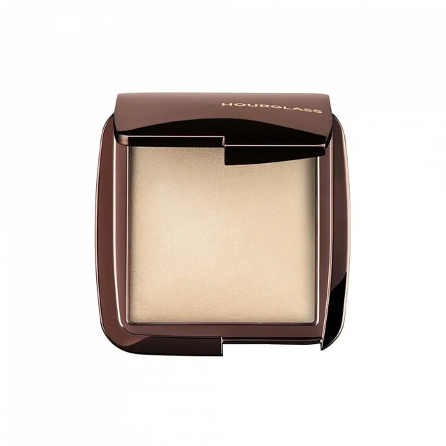 Hourglass Ambient Lighting Powder Diffused Light