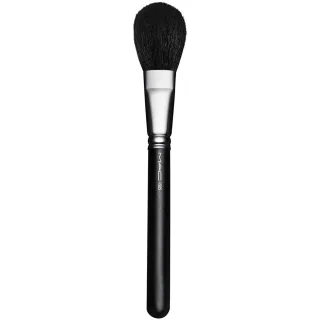 MAC Cosmetics 150 Synthetic Large Powder Brush