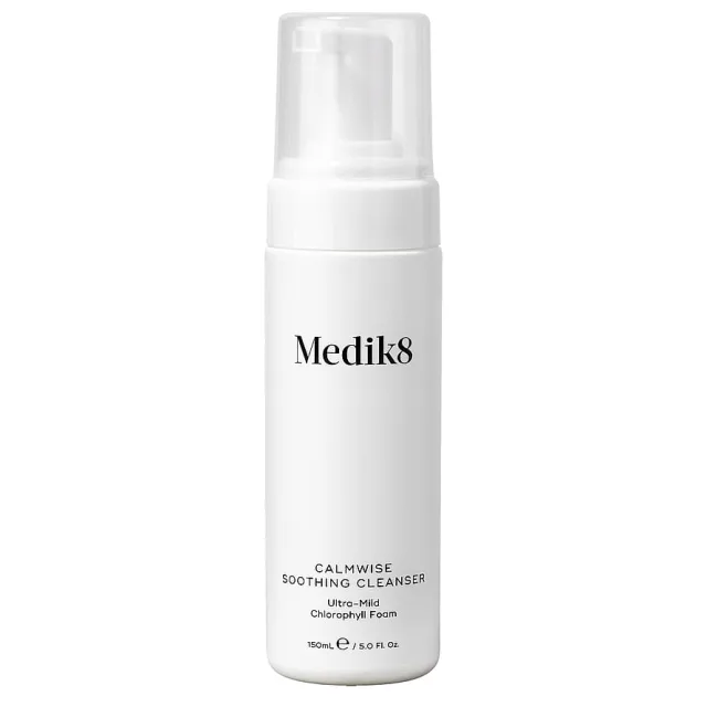 Medik8 Calmwise Soothing Cleanser