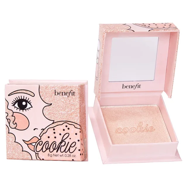 Benefit Cookie – Highlighter i puderform med varmt, gyllene glow Cookie