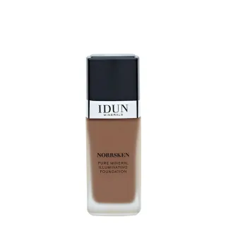 IDUN Minerals Liquid Mineral Foundation Norrsken Ingeborg