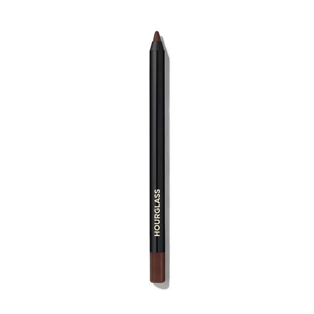 Hourglass Shape & Sculpt Lip Liner Strut
