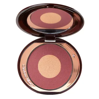 Charlotte Tilbury Cheek To Chic Walk Of No Shame