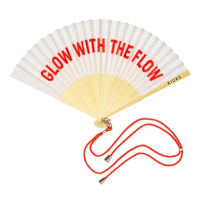Kicks Beauty Setting Fan Glow With The Flow