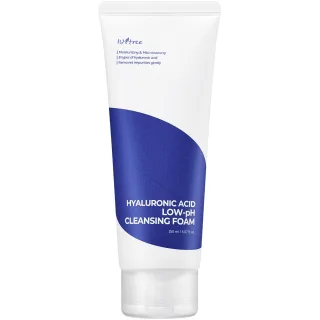 Isntree Hyaluronic Acid Low-pH-Cleansing Foam