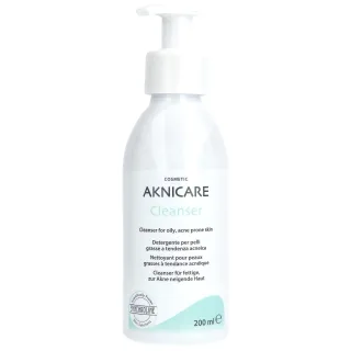 Synchroline Aknicare Cleanser