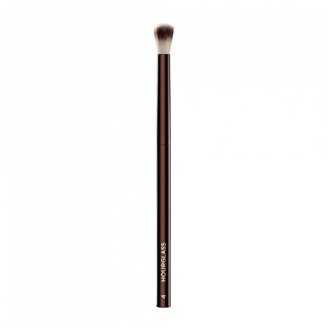 Hourglass Brush No 4 - Crease