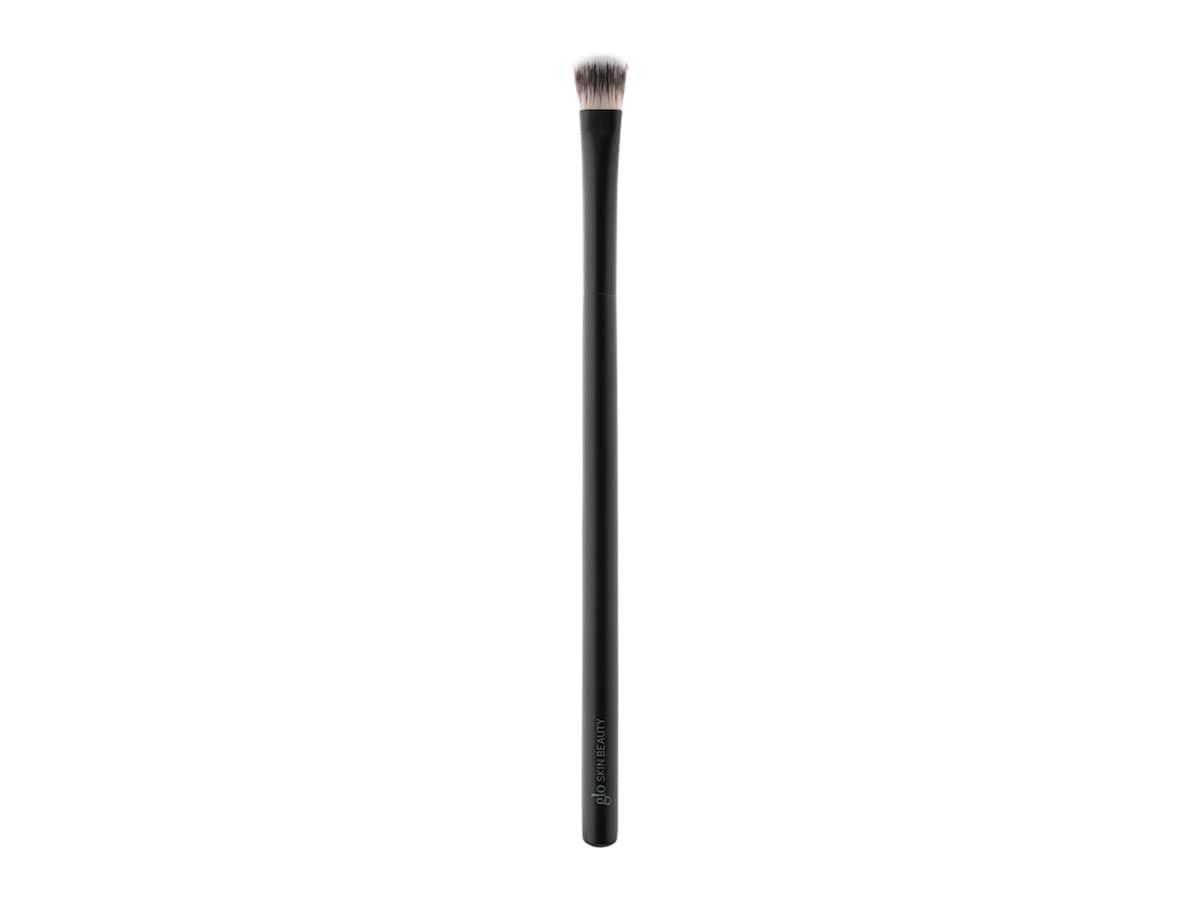 Glo Skin Beauty Eye Base Brush #301