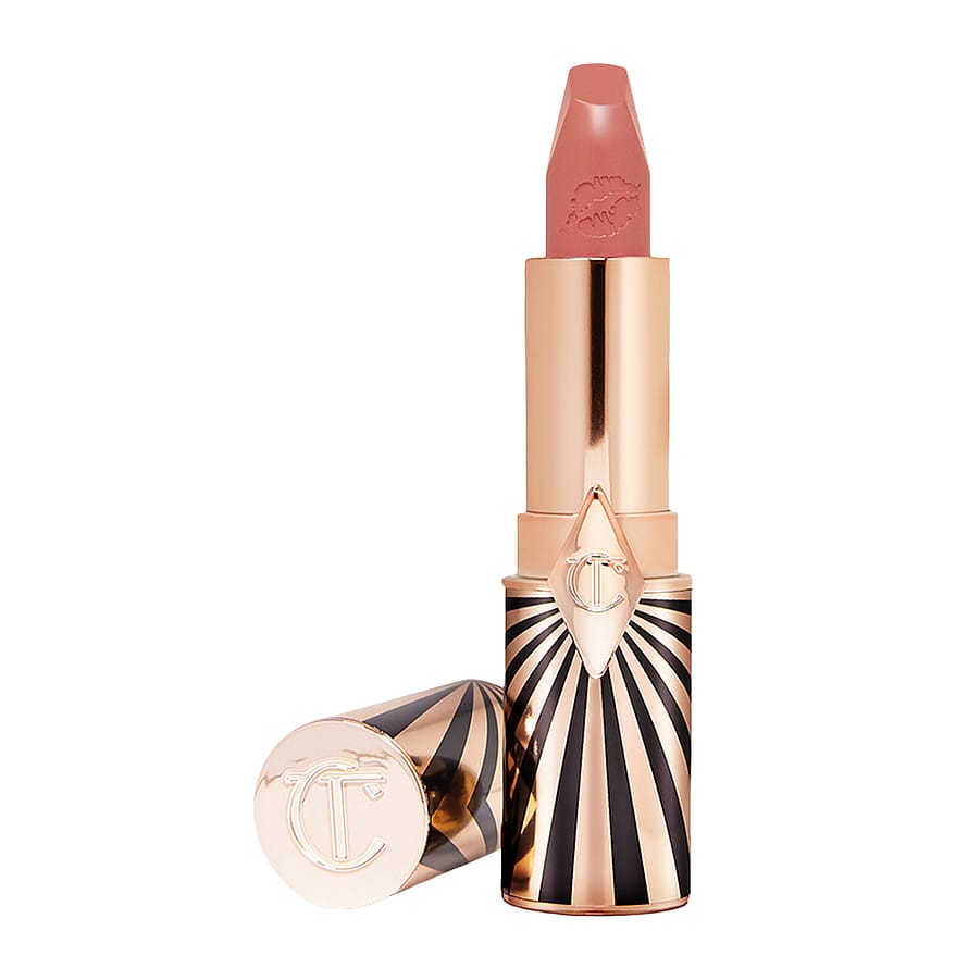 Hot Lips 2.0 K.I.S.S.I.N.G In Love With Olivia