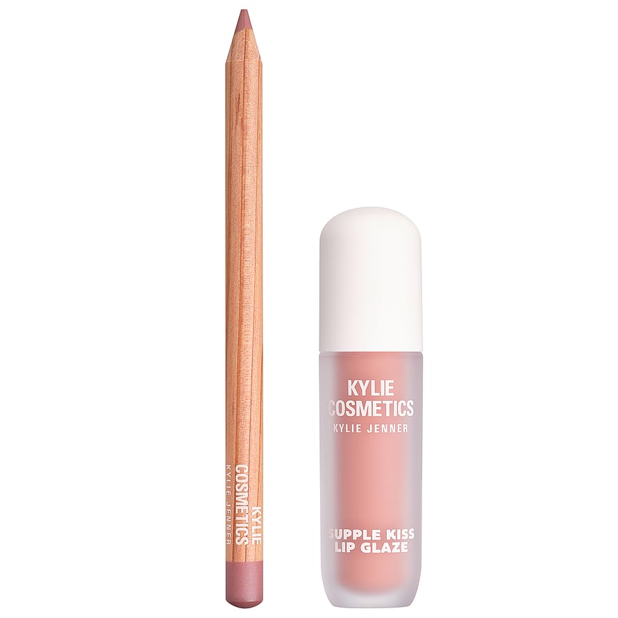 Kylie Glossy Lip Kit Comes Naturally