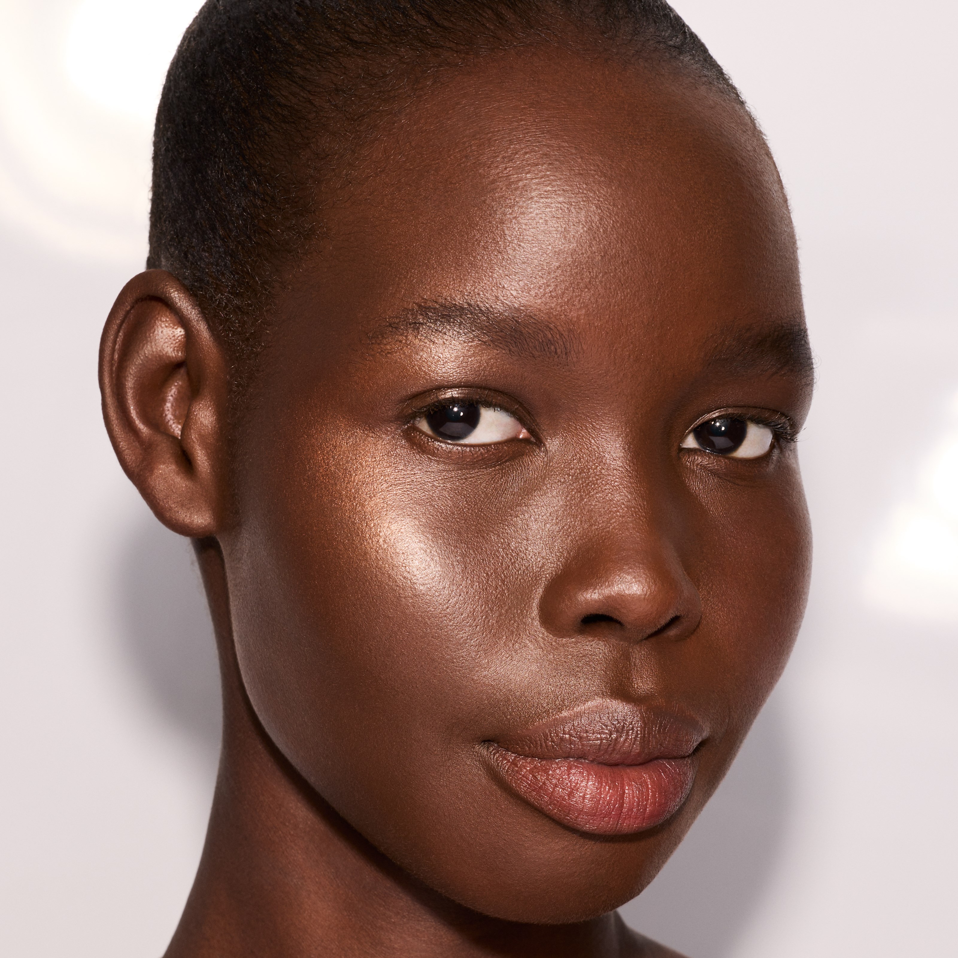 Rimmel Turbocharged Glow 008 It's Giving Bronze