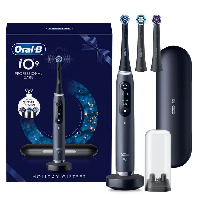 Oral-B iO 9 Svart Eltandborste Holiday Giftset 3 tandborsthuvuden, 1 laddningsbart resefodral
