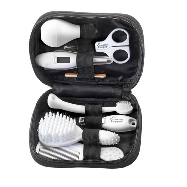 Tommee Tippee Closer To Nature Healthcare & Grooming Kit