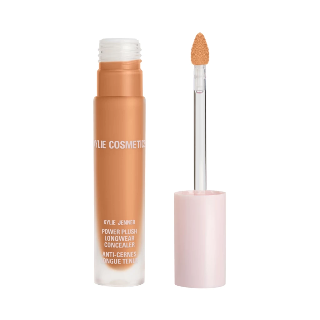 Power Plush Longwear Concealer 7C